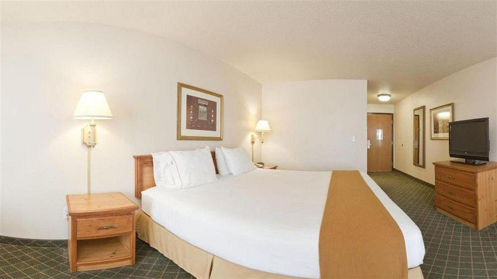 Holiday Inn Express & Suites Yankton By Ihg Extérieur photo