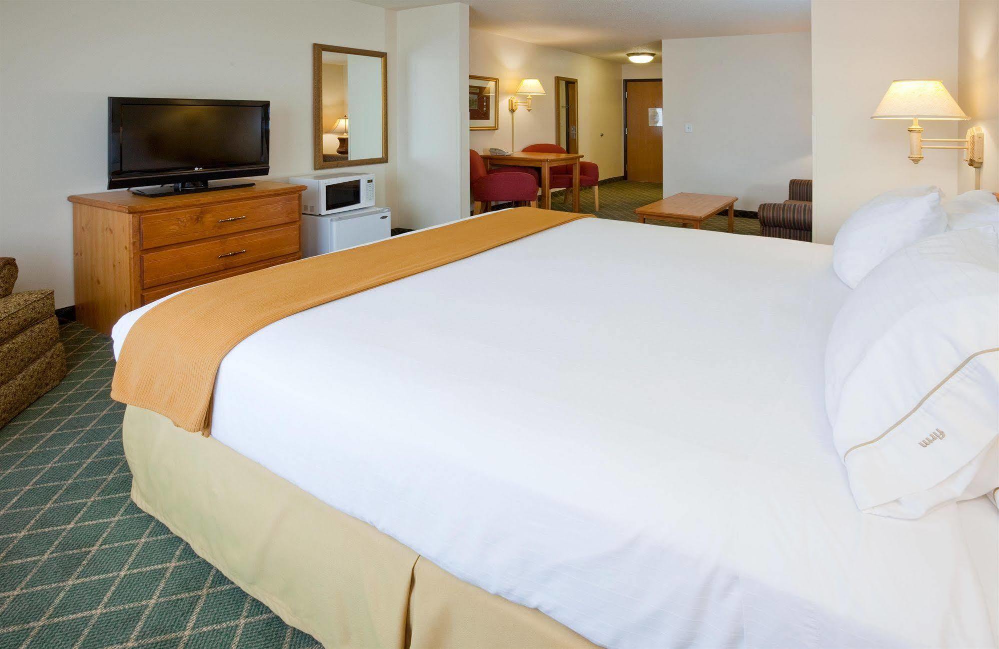 Holiday Inn Express & Suites Yankton By Ihg Extérieur photo